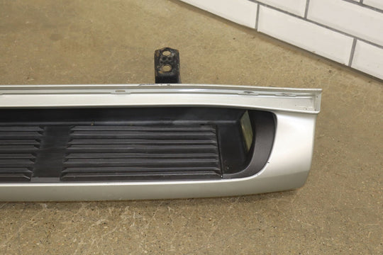 03 - 05 Lexus GX470 Left Driver Running Board Silver *Scratches*
