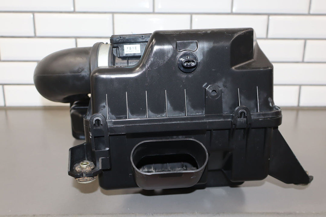 03 - 05 Mazda Miata NB 1.8L Air Cleaner W/ Intake Tube (No Mass Airflow Sensor)