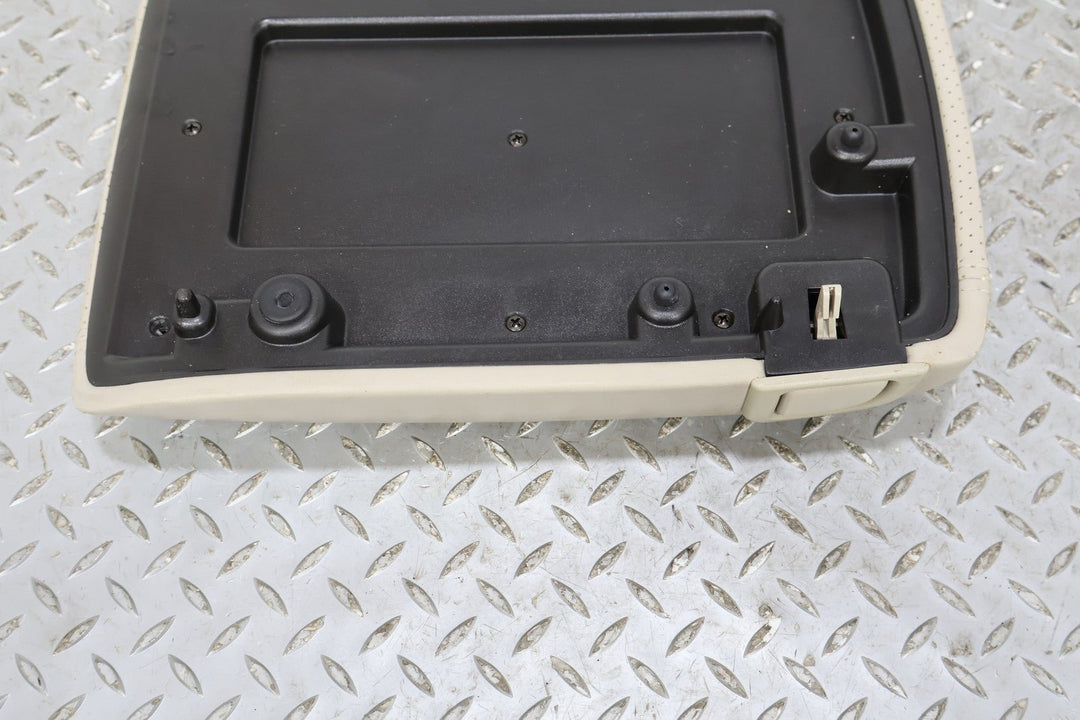 03 - 06 Cadillac Escalade Center Console Lid (Shale 152) W/Hinge (Minor Wear)