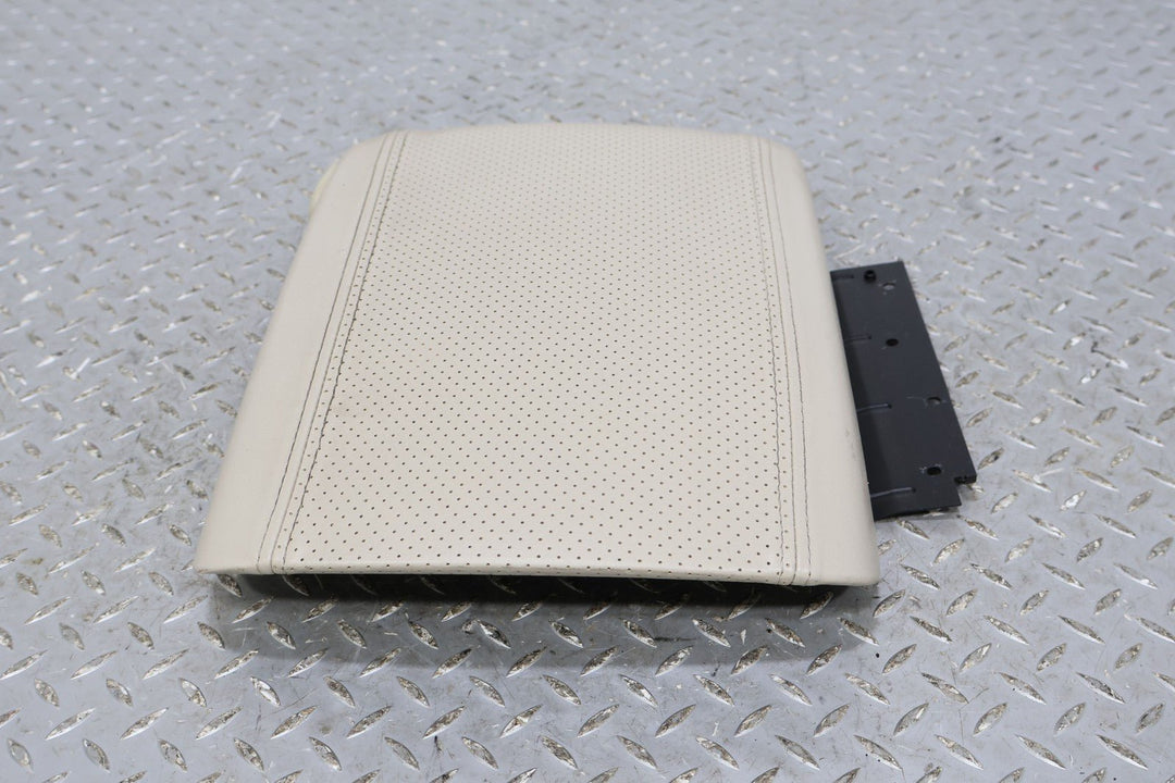 03 - 06 Cadillac Escalade Center Console Lid (Shale 152) W/Hinge (Minor Wear)