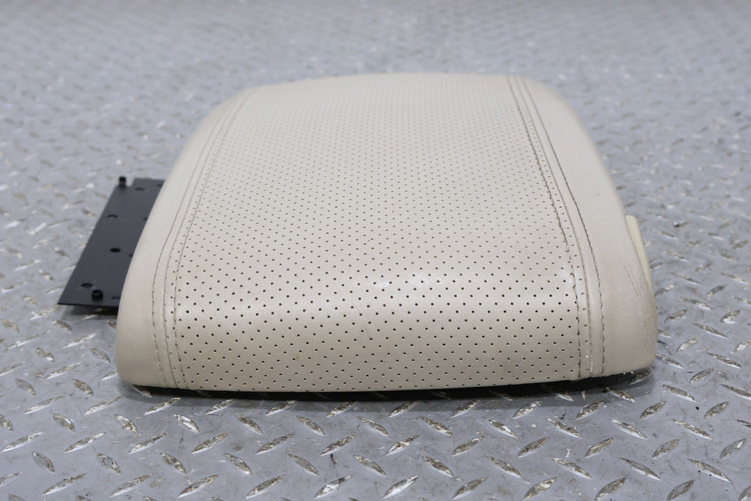 03 - 06 Cadillac Escalade Center Console Lid (Shale 152) W/Hinge (Minor Wear)