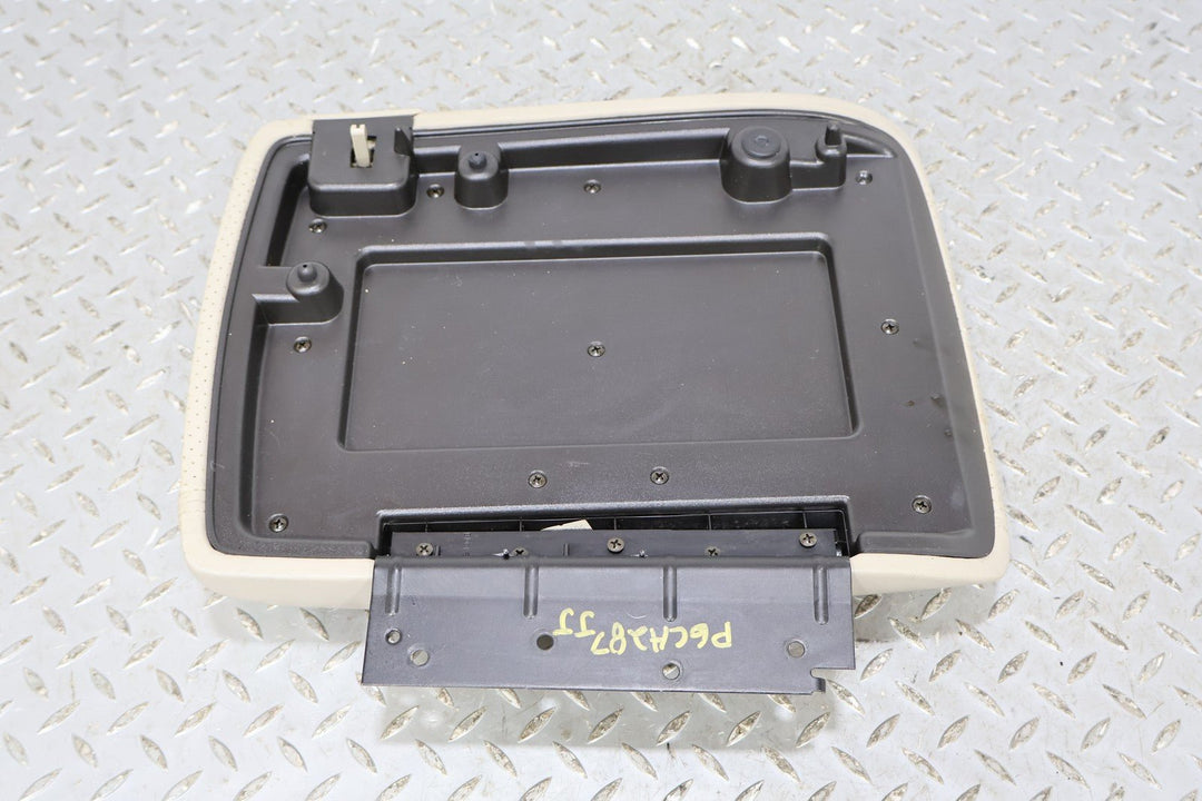 03 - 06 Cadillac Escalade Center Console Lid (Shale 152) W/Hinge (Minor Wear)
