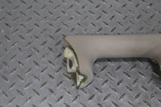 03 - 06 Cadillac Escalade Front Right Door Armrest (Shale 15I) Solid Mount