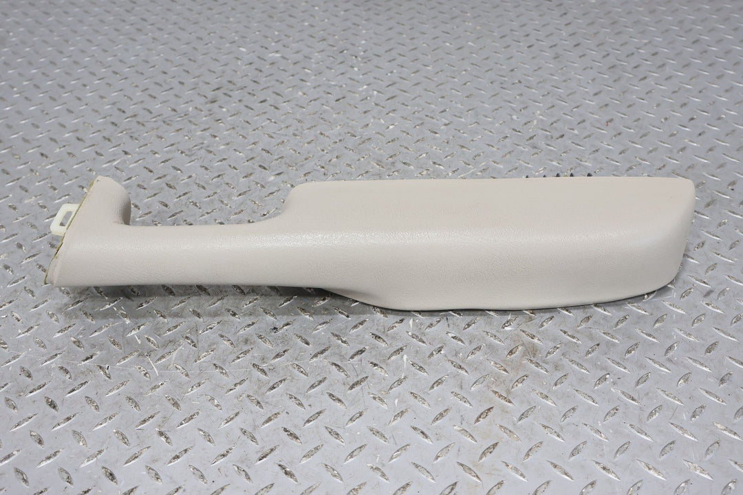 03 - 06 Cadillac Escalade Front Right Door Armrest (Shale 15I) Solid Mount