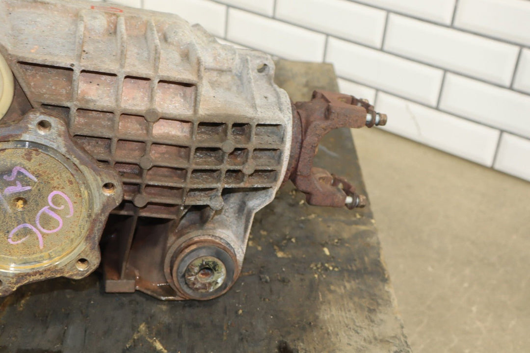 03 - 06 Cadillac Escalade Yukon Denali 3.73 Ratio Front Differential/Carrier