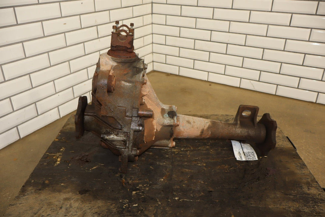 03 - 06 Cadillac Escalade Yukon Denali 3.73 Ratio Front Differential/Carrier