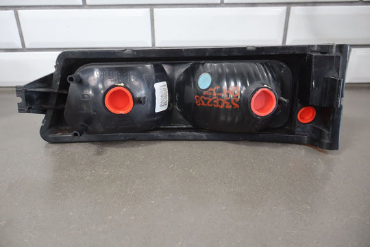 03 - 06 Chevy Avalanche OEM Yellow Grille with Headlights / Signals Sun Faded