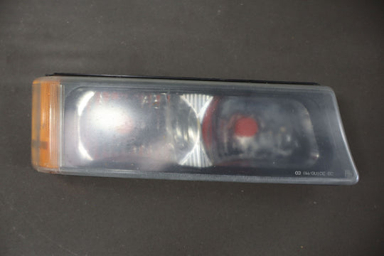 03 - 06 Chevy Avalanche OEM Yellow Grille with Headlights / Signals Sun Faded