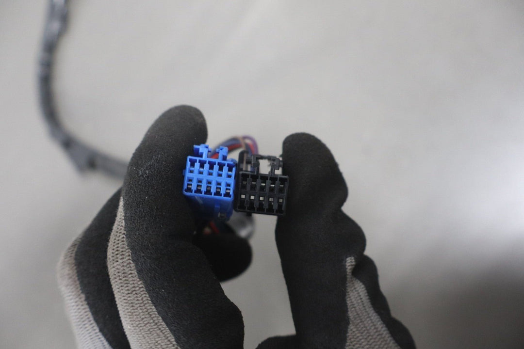 03 - 06 Chevy GMC GMT800 Right Power Folding Signal Door Mirror Onyx Black DL3