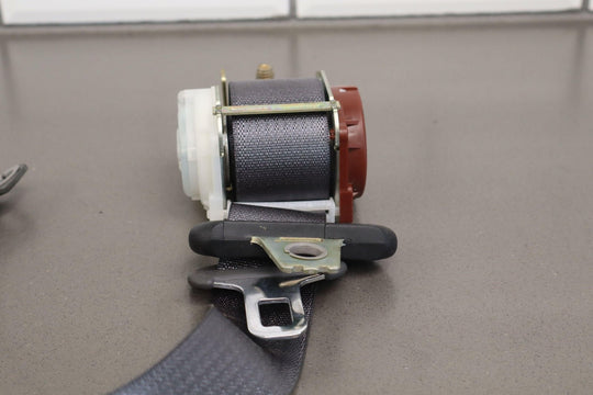03 - 06 Chevy Silverado Sierra Extended Cab Left Rear Seat Belt Retractor (Grey)