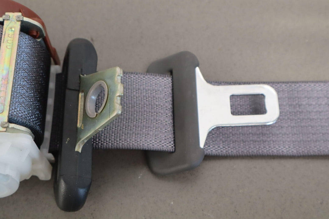 03 - 06 Chevy Silverado Sierra Extended Cab Left Rear Seat Belt Retractor (Grey)