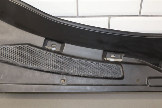 03 - 06 Chevy SSR Front Center Cowl Vent Panel (Textured Black)