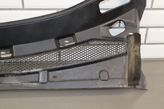 03 - 06 Chevy SSR Front Center Cowl Vent Panel (Textured Black)