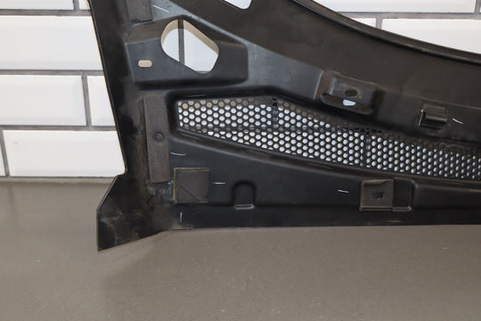 03 - 06 Chevy SSR Front Center Cowl Vent Panel (Textured Black)