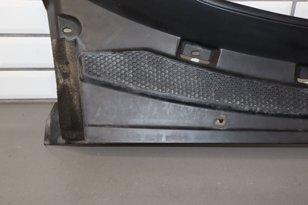 03 - 06 Chevy SSR Front Center Cowl Vent Panel (Textured Black)