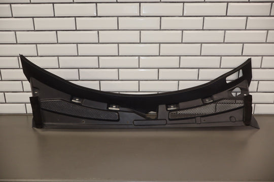 03 - 06 Chevy SSR Front Center Cowl Vent Panel (Textured Black)