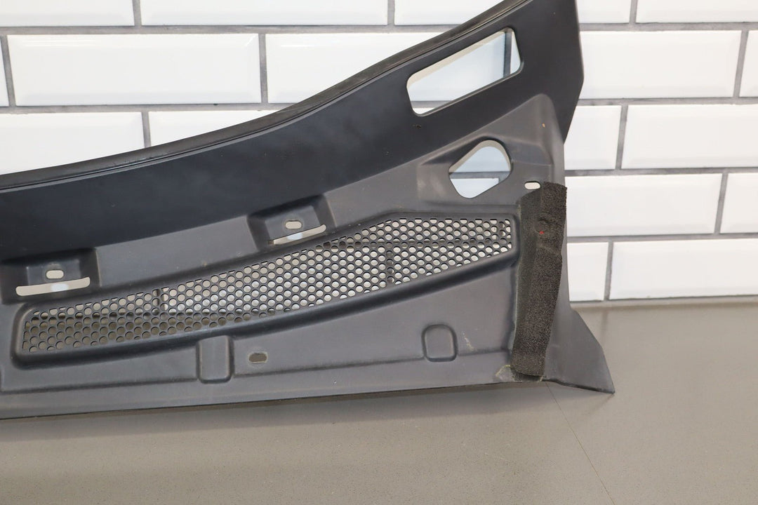 03 - 06 Chevy SSR Front Center Cowl Vent Panel (Textured Black)