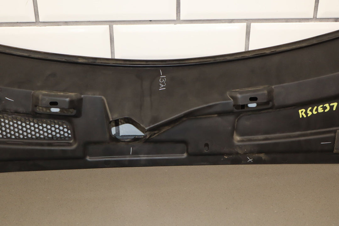 03 - 06 Chevy SSR Front Center Cowl Vent Panel (Textured Black)