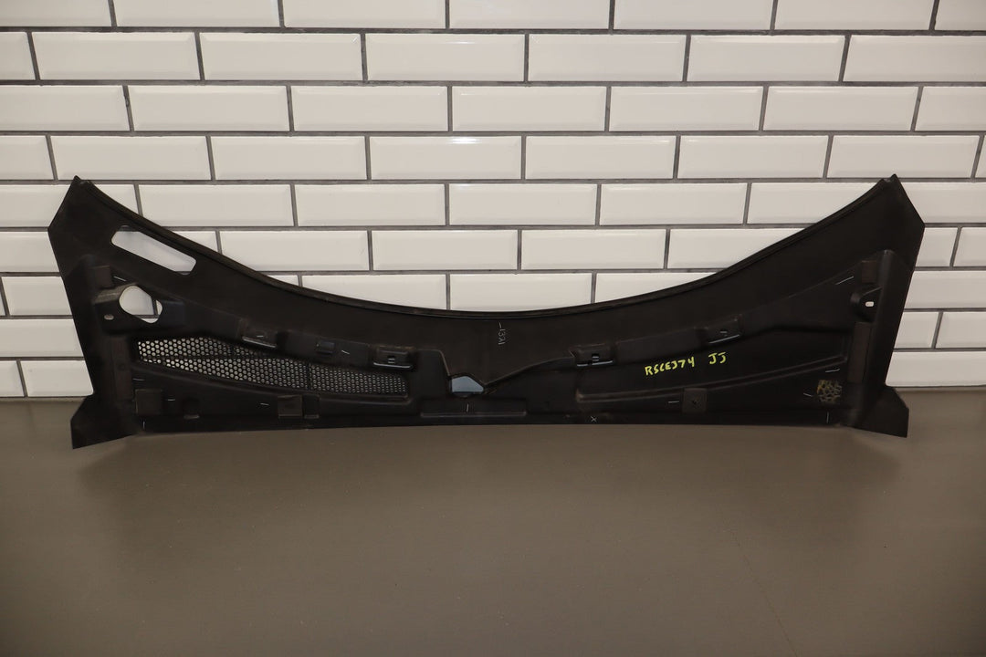 03 - 06 Chevy SSR Front Center Cowl Vent Panel (Textured Black)