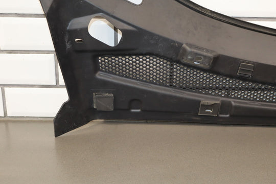 03 - 06 Chevy SSR Front Center Cowl Vent Panel (Textured Black)