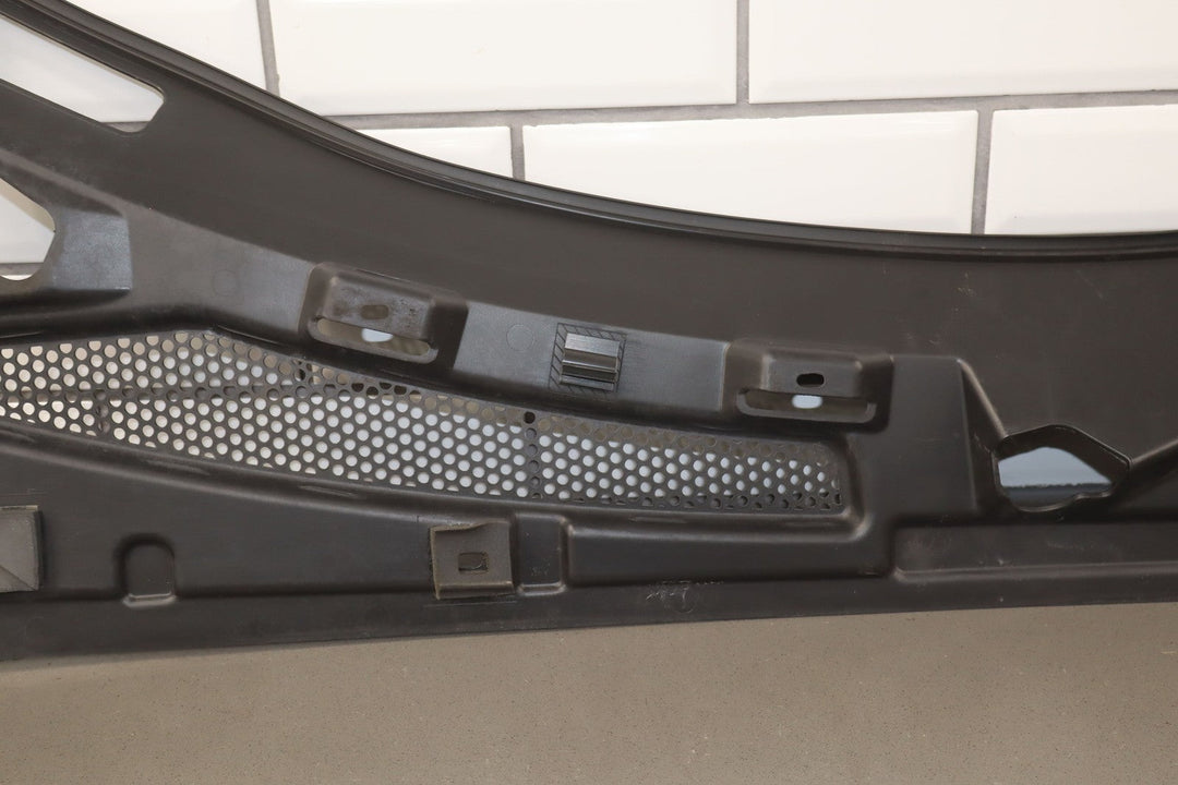 03 - 06 Chevy SSR Front Center Cowl Vent Panel (Textured Black) Light Sun Fade