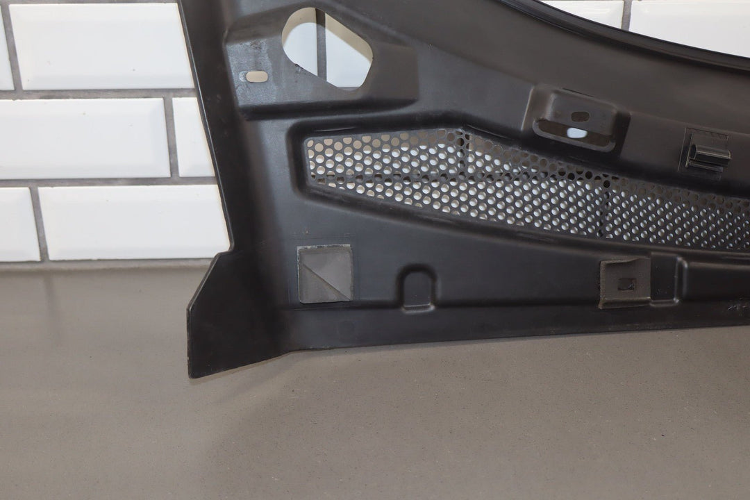 03 - 06 Chevy SSR Front Center Cowl Vent Panel (Textured Black) Light Sun Fade