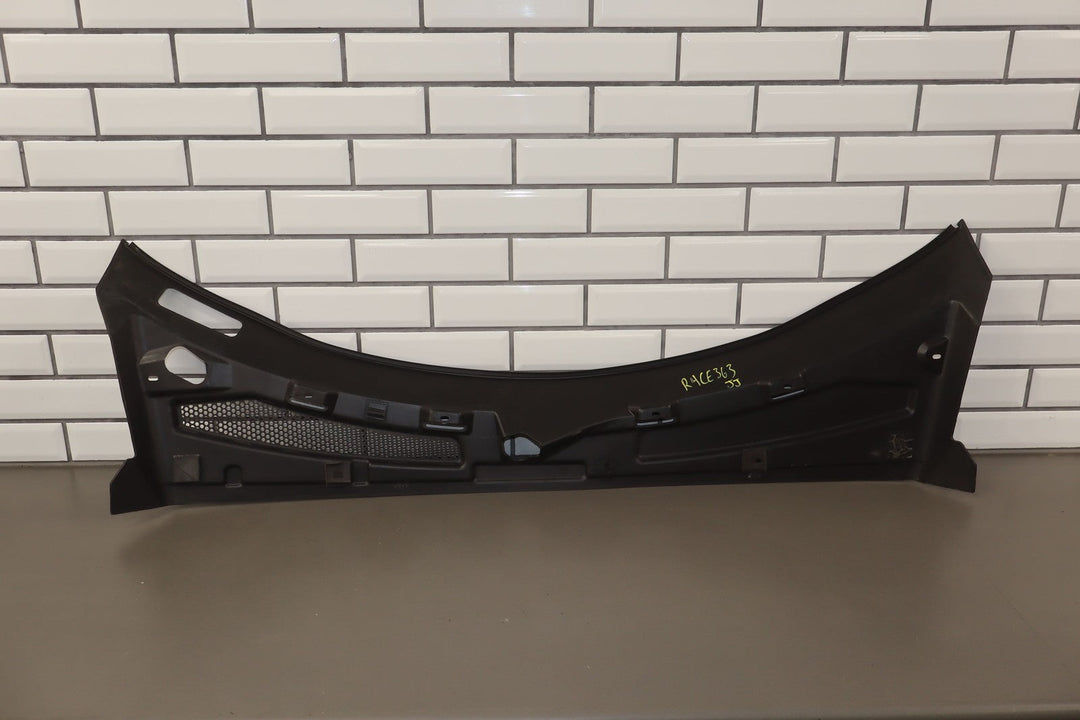 03 - 06 Chevy SSR Front Center Cowl Vent Panel (Textured Black) Light Sun Fade