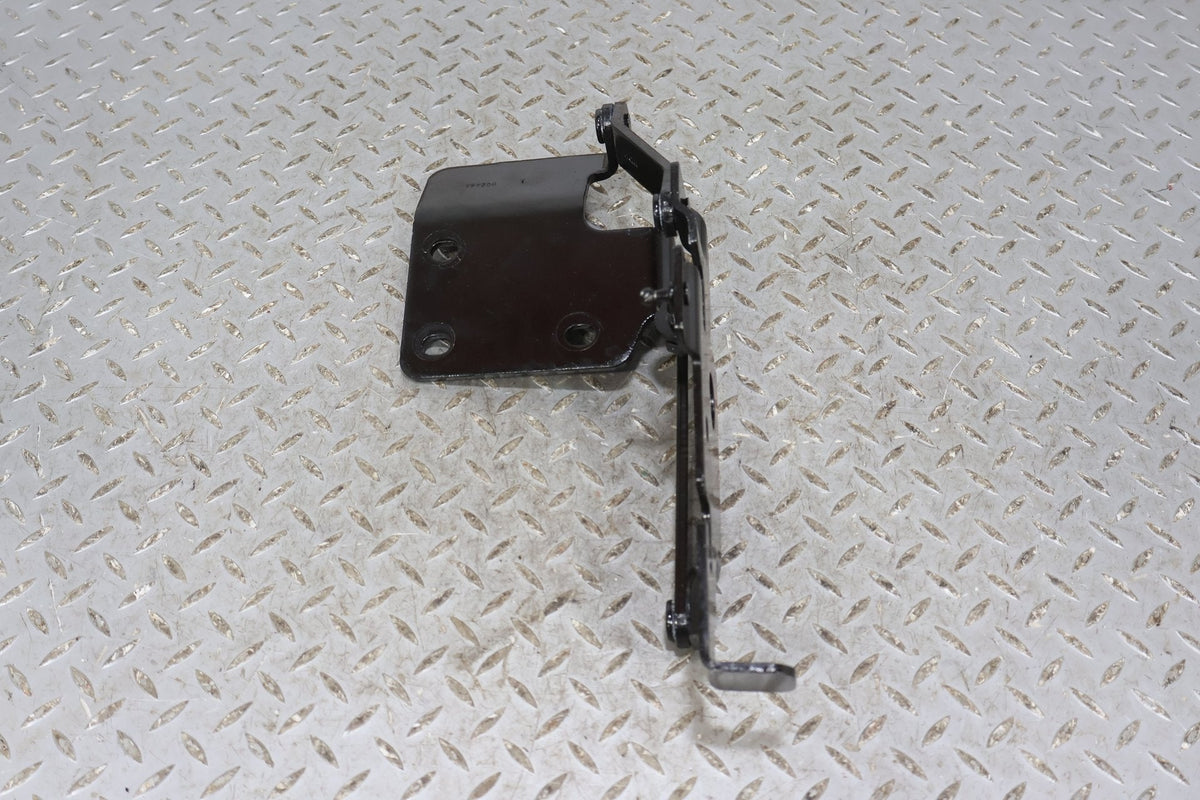 03-06 Chevy SSR Left LH Driver Tonneau Cover Hinge OEM (Tested)