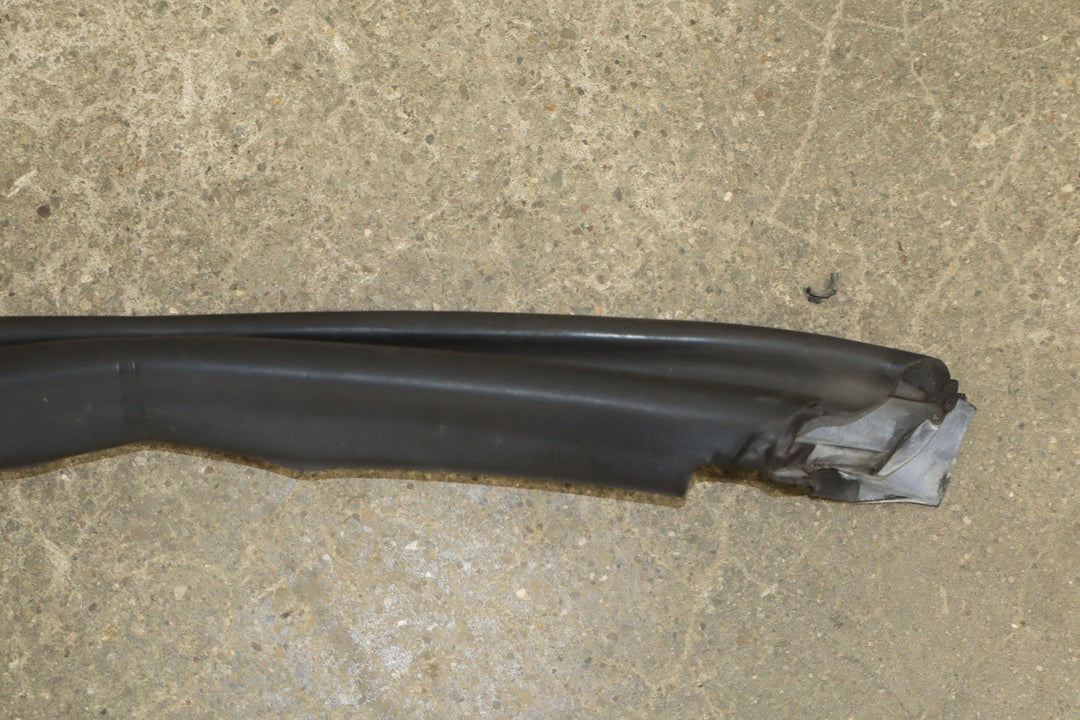03 - 06 Chevy SSR LH Left Driver Door Weather Stripping Seal W/Window Roof Seal