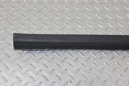 03-06 Chevy SSR RH Right Passenger Door WeatherStripping Seal W/Window Roof Seal