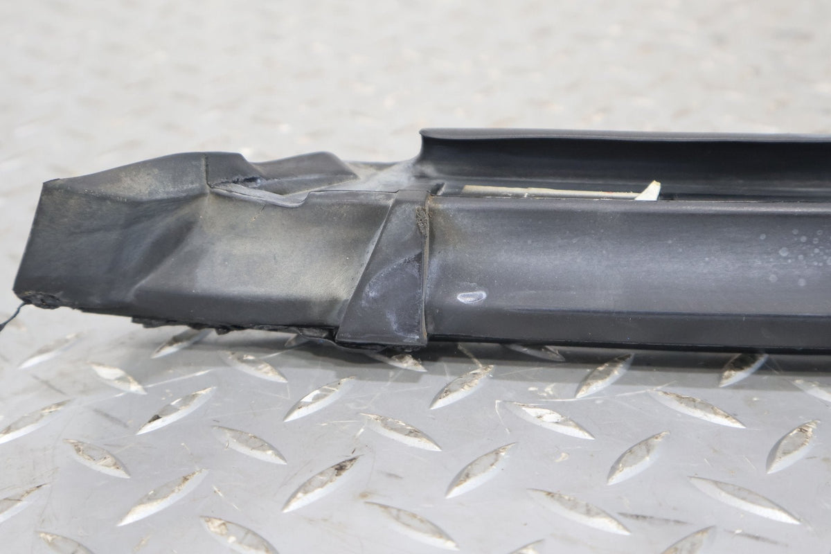 03-06 Chevy SSR Right Passenger Roof Window Weather Stripping Gasket Seal
