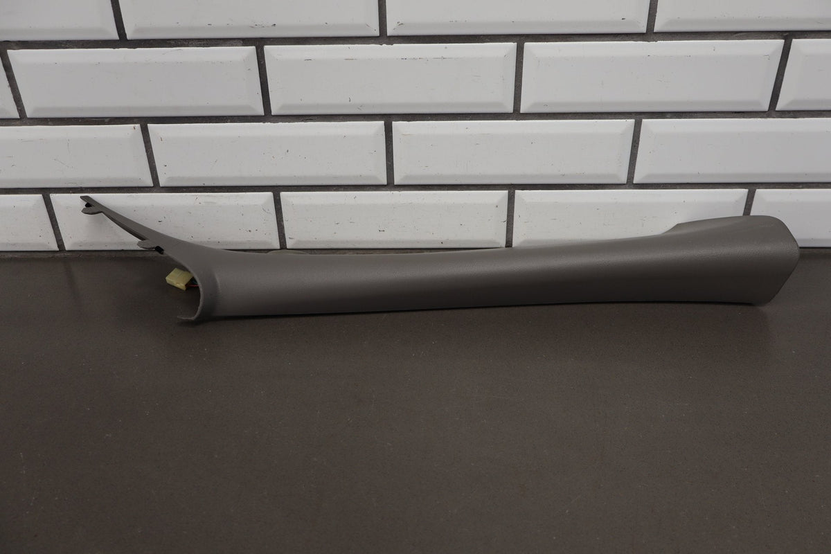 03-06 Chevy Tahoe/Suburban GMT800 A-Pillar Trim Pair Charcoal