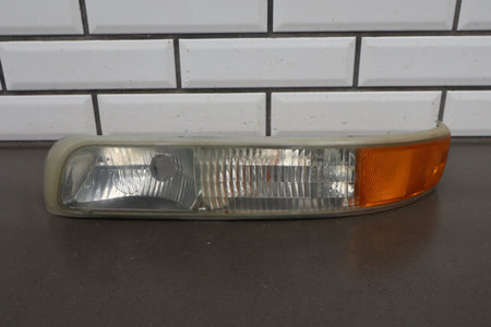 03-06 Chevy Tahoe/Suburban GMT800 Body Color Grille 19131244
