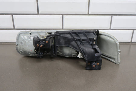 03-06 Chevy Tahoe/Suburban GMT800 Body Color Grille 19131244