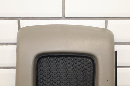 03-06 Chevy Tahoe/Suburban GMT800 Console Lid Charcoal