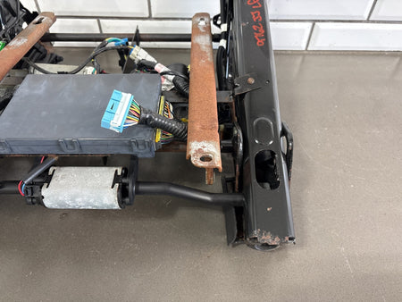 03-06 Chevy Tahoe/Suburban GMT800 Driver Power Seat Track