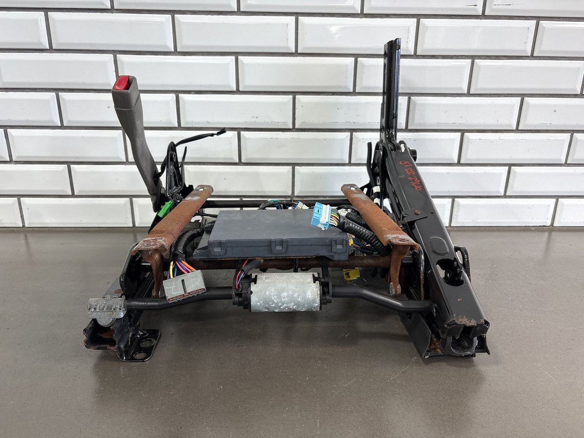 03-06 Chevy Tahoe/Suburban GMT800 Driver Power Seat Track