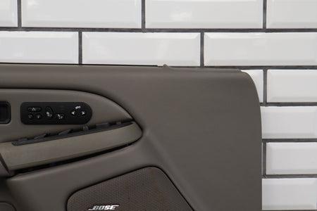 03-06 Chevy Tahoe/Suburban GMT800 Left Front Door Panel Charcoal