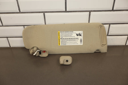 03-06 Chevy Tahoe/Suburban GMT800 Sun Visor Pair Charcoal
