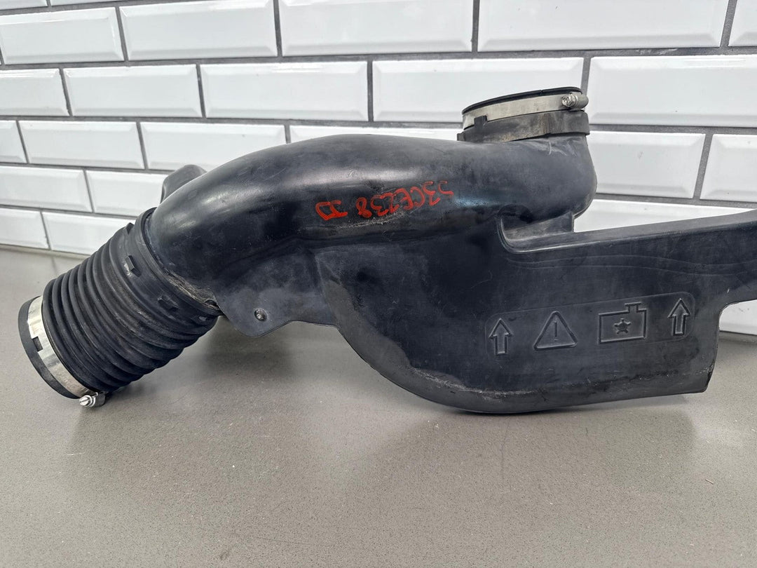 03 - 06 Chevy Truck SUV GMT800 5.3L Air Cleaner Assembly OEM