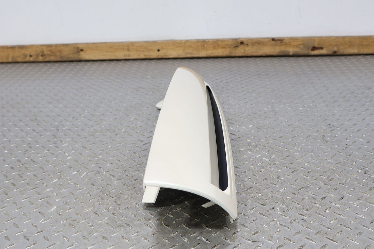 03-06 Escalade Short WB Left Rear Upper Tail Panel Mouldings -White Diamond 98U