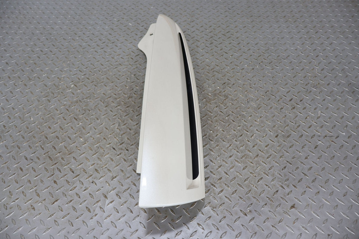03-06 Escalade Short WB Right Rear Upper Tail Panel Mouldings -White Diamond 98U