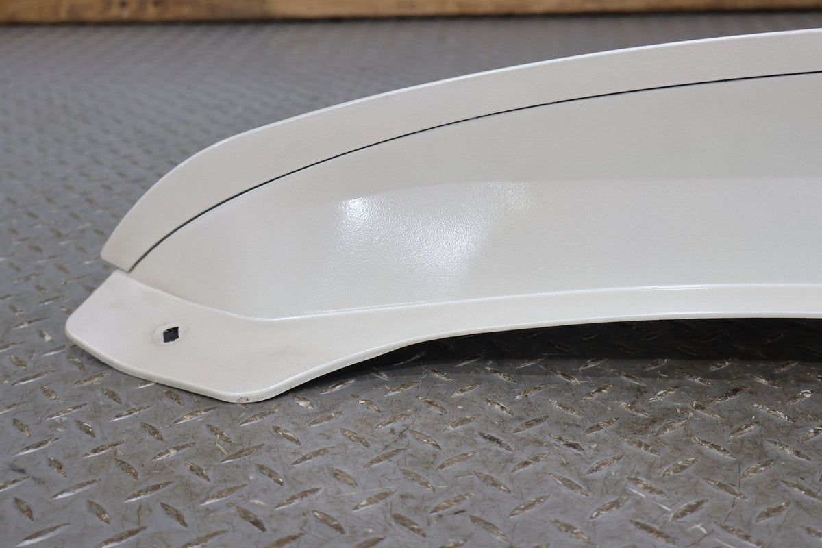 03-06 Escalade Short WB Right Rear Upper Tail Panel Mouldings -White Diamond 98U