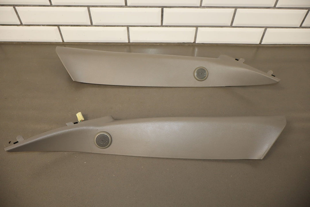03 - 06 GMC Yukon Denali Interior A Pillar Trims