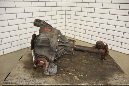 03-06 Hummer H2 4X4 Front Axle Differential Carrier 4.10 Assembly 25819234