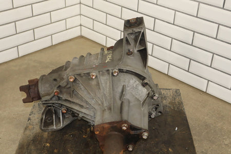 03-06 Hummer H2 4X4 Front Axle Differential Carrier 4.10 Assembly 25819234