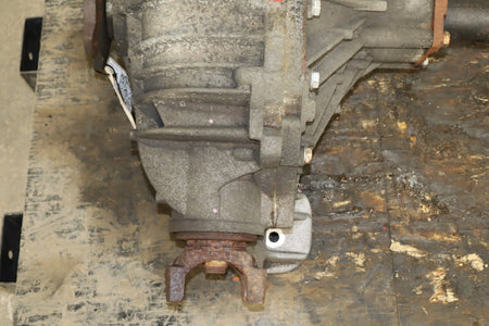 03-06 Hummer H2 4X4 Front Axle Differential Carrier 4.10 Assembly 25819234