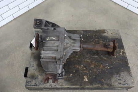 03-06 Hummer H2 4X4 Front Axle Differential Carrier 4.10 Assembly 25819234