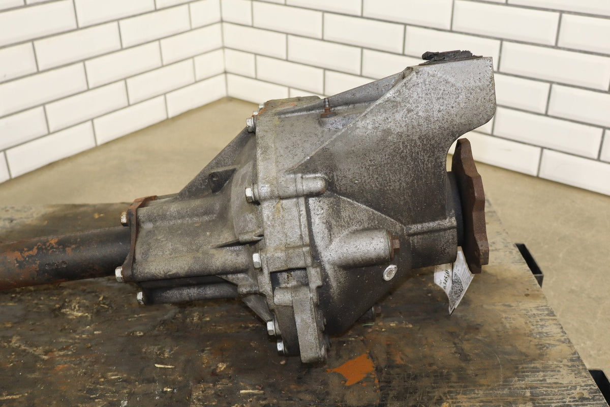 03-06 Hummer H2 4X4 Front Axle Differential Carrier 4.10 Assembly 25819234