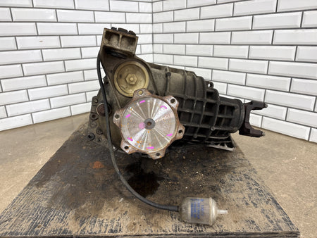 03-06 Hummer H2 4X4 Front Axle Differential Carrier 4.10 Assembly 25819234